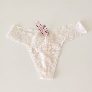 Victoria's Secret Lace Thong Coquette Ivory